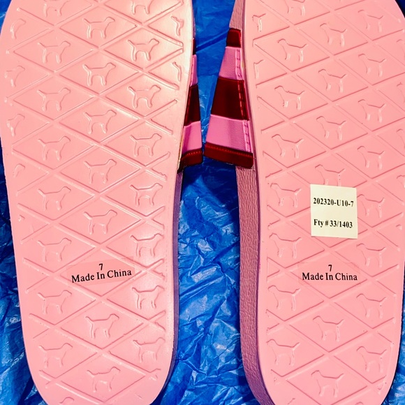 Vintage Victoria’s Secret Pink sandals - Picture 2 of 3